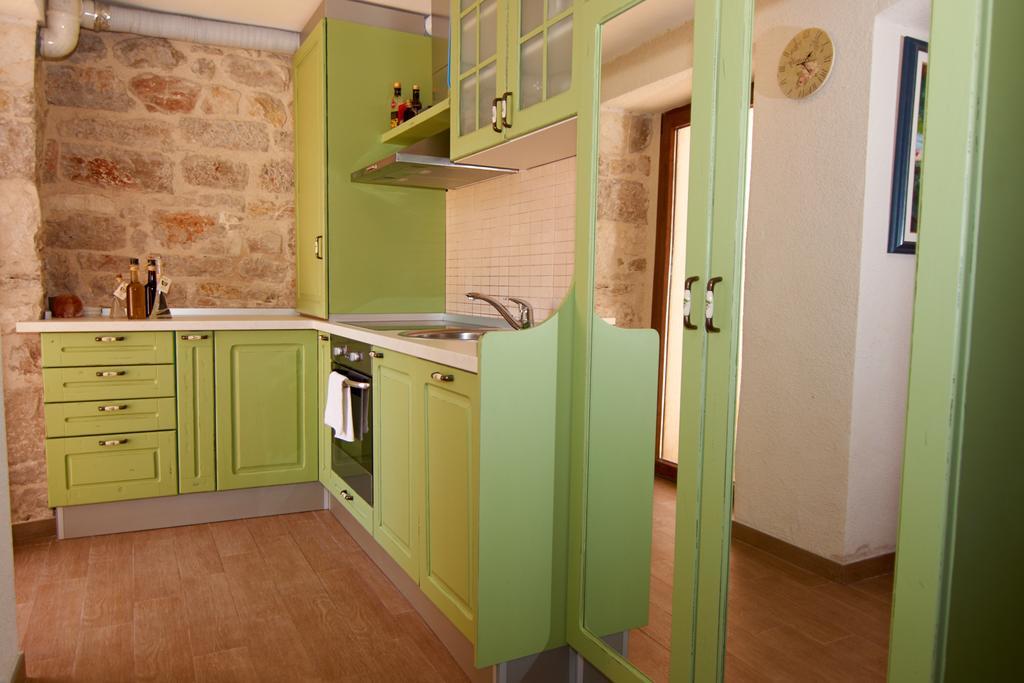 Dalmatian Stone House Villa Krapanj Exteriör bild